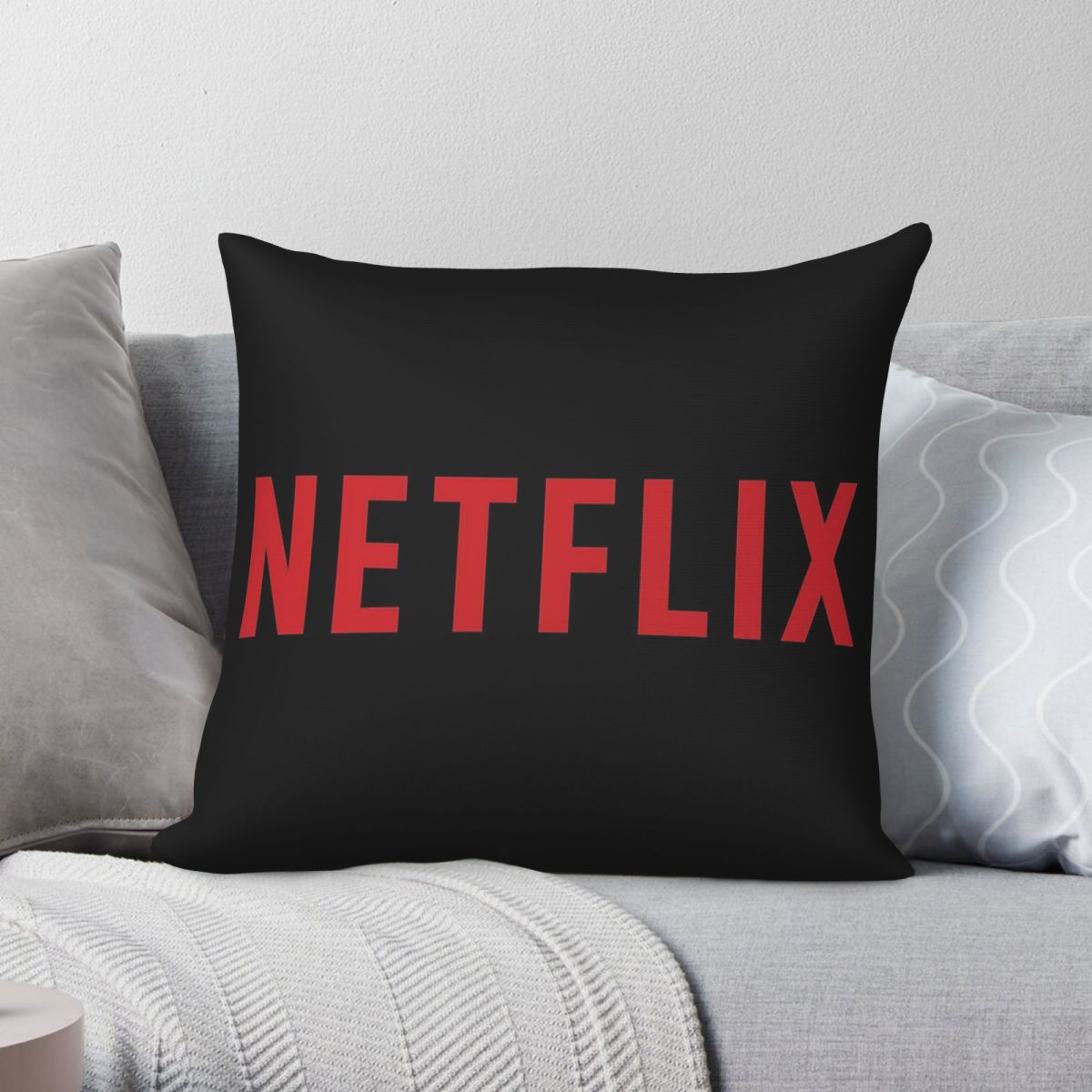Netflix Logo Square Pillowcase - Home Decor Netflix 评论和价格